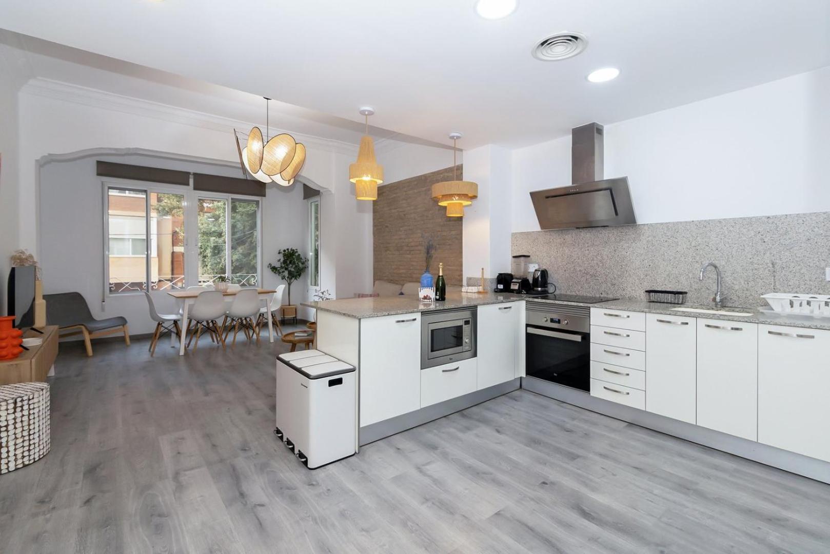 Appartamento Guestready - El Cabanyal Hidden Oasis Valenza Esterno foto