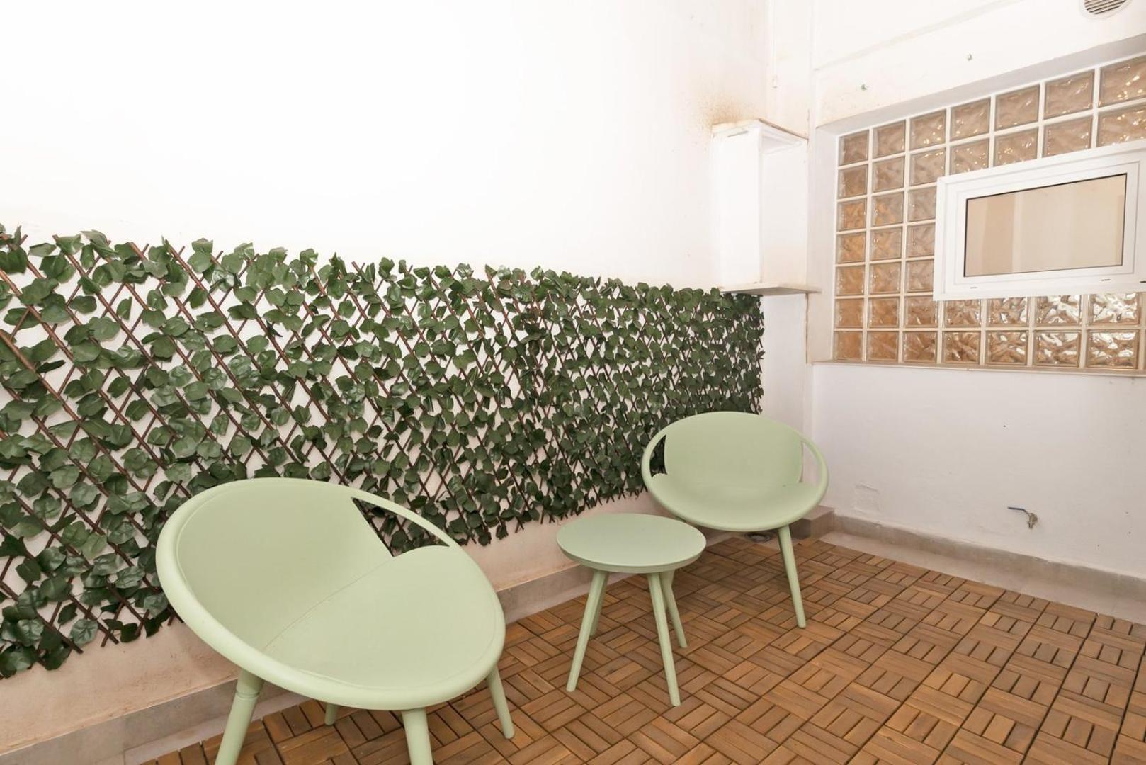 Appartamento Guestready - El Cabanyal Hidden Oasis Valenza Esterno foto